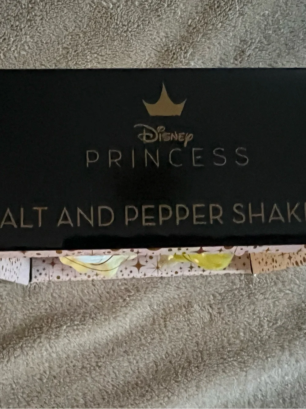 Disney Snow White & Dopey Ceramic Salt and Pepper Shakers 85 Years Edition